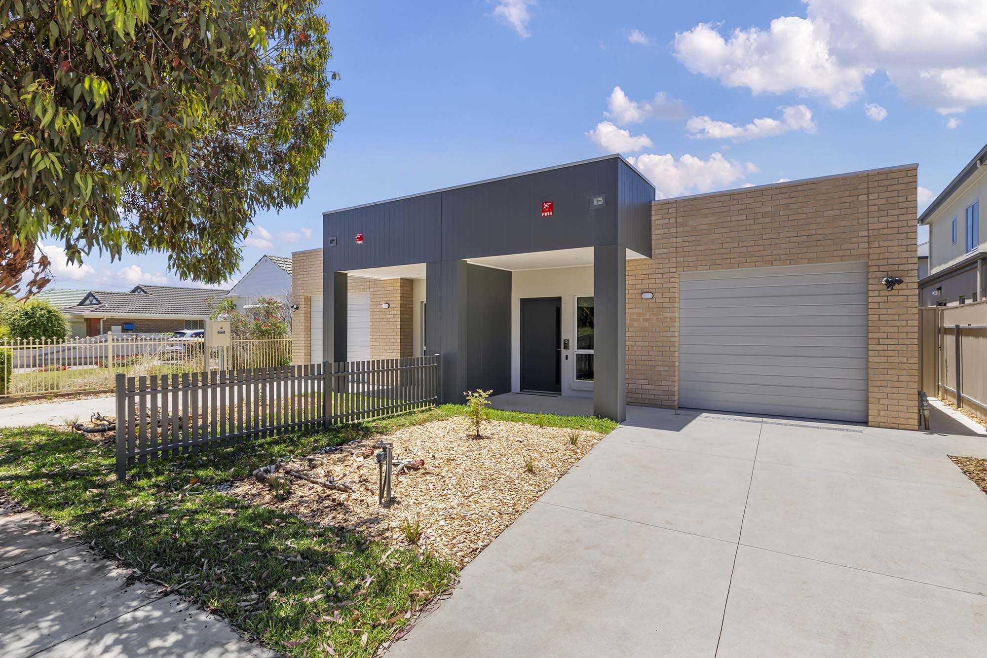 Accessible HPS & FA Home in Convenient Plympton Park — Home image 5