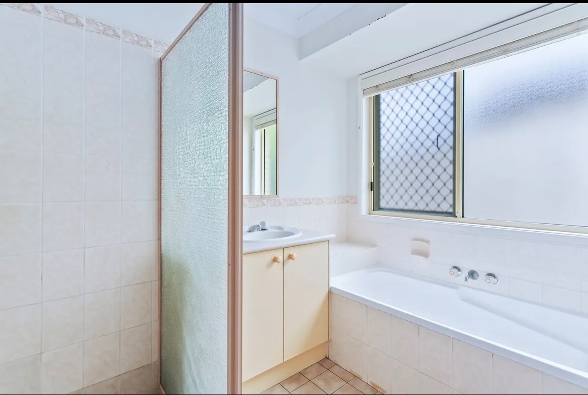 SIL Vacancy- Banora Point — Home image 3