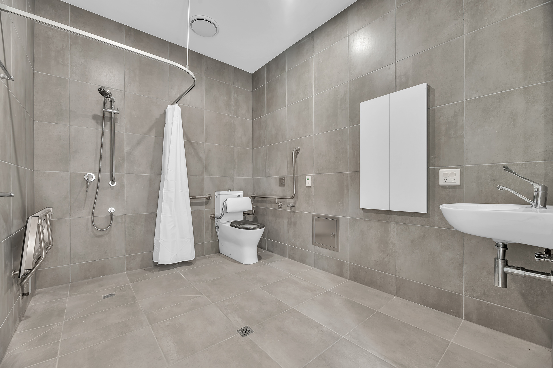 Sunny and Spacious SDA Home in Cranbourne – 1 Month Rent-Free! — Home image 7