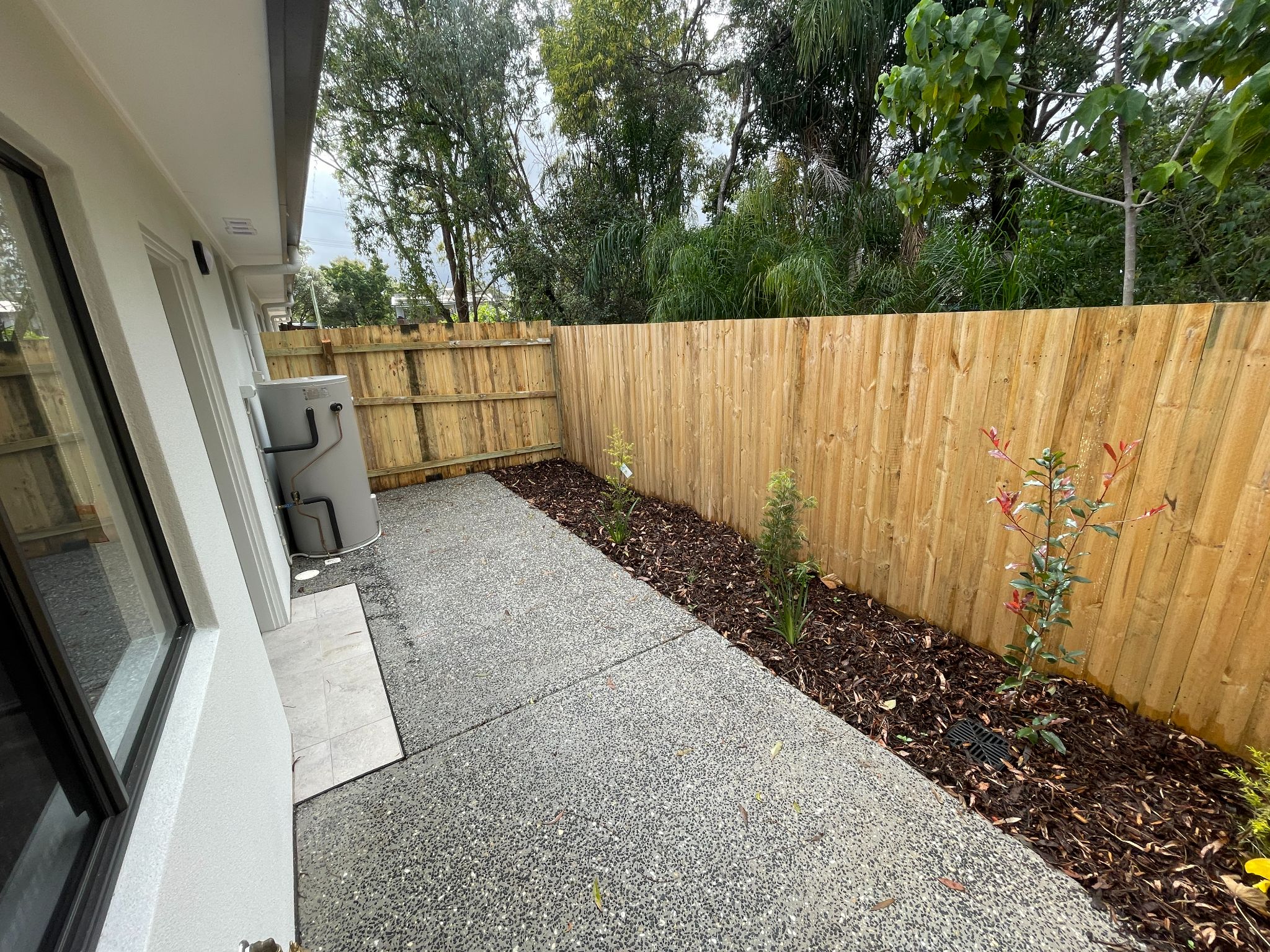1-Bedroom + OOA HPS Villas in Eagleby – Logan’s Gateway to the Coast — Home image 6