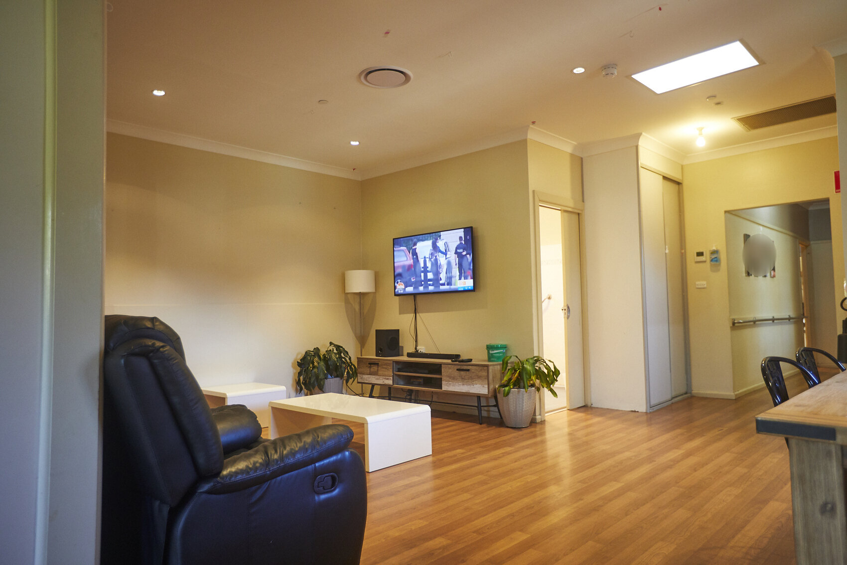 Caringbah South — Home image 6