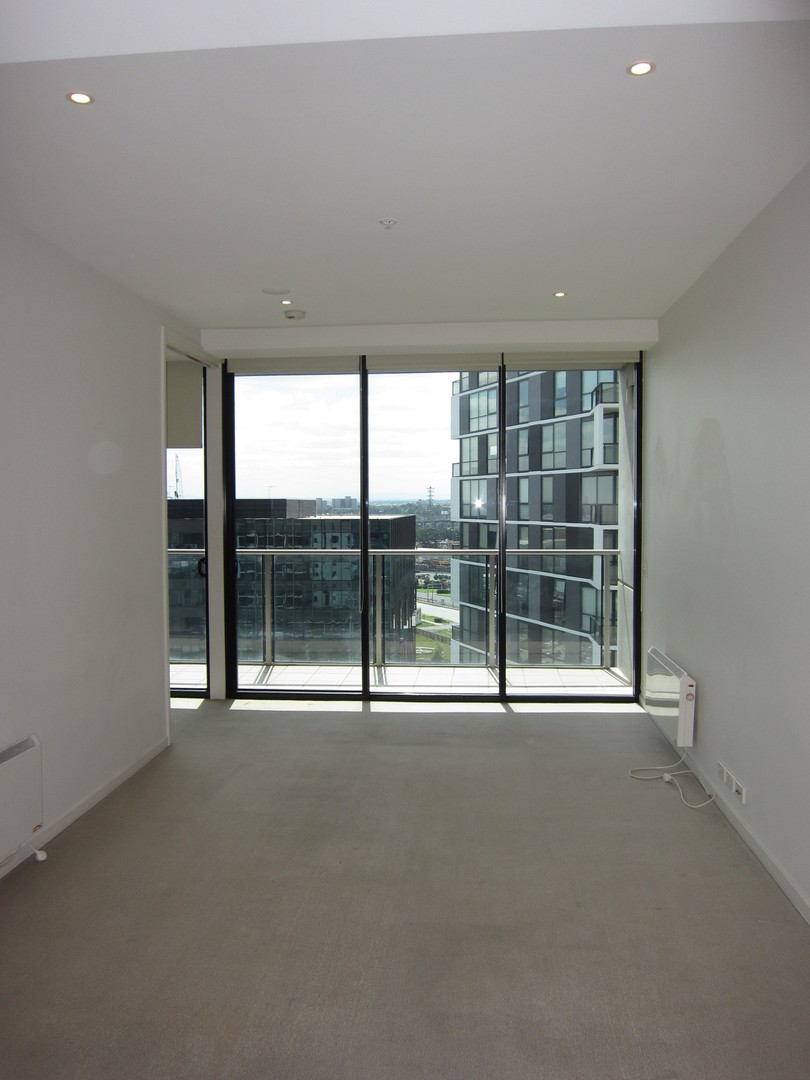 Beautiful Riverfront Apartment in Docklands — Home image 5