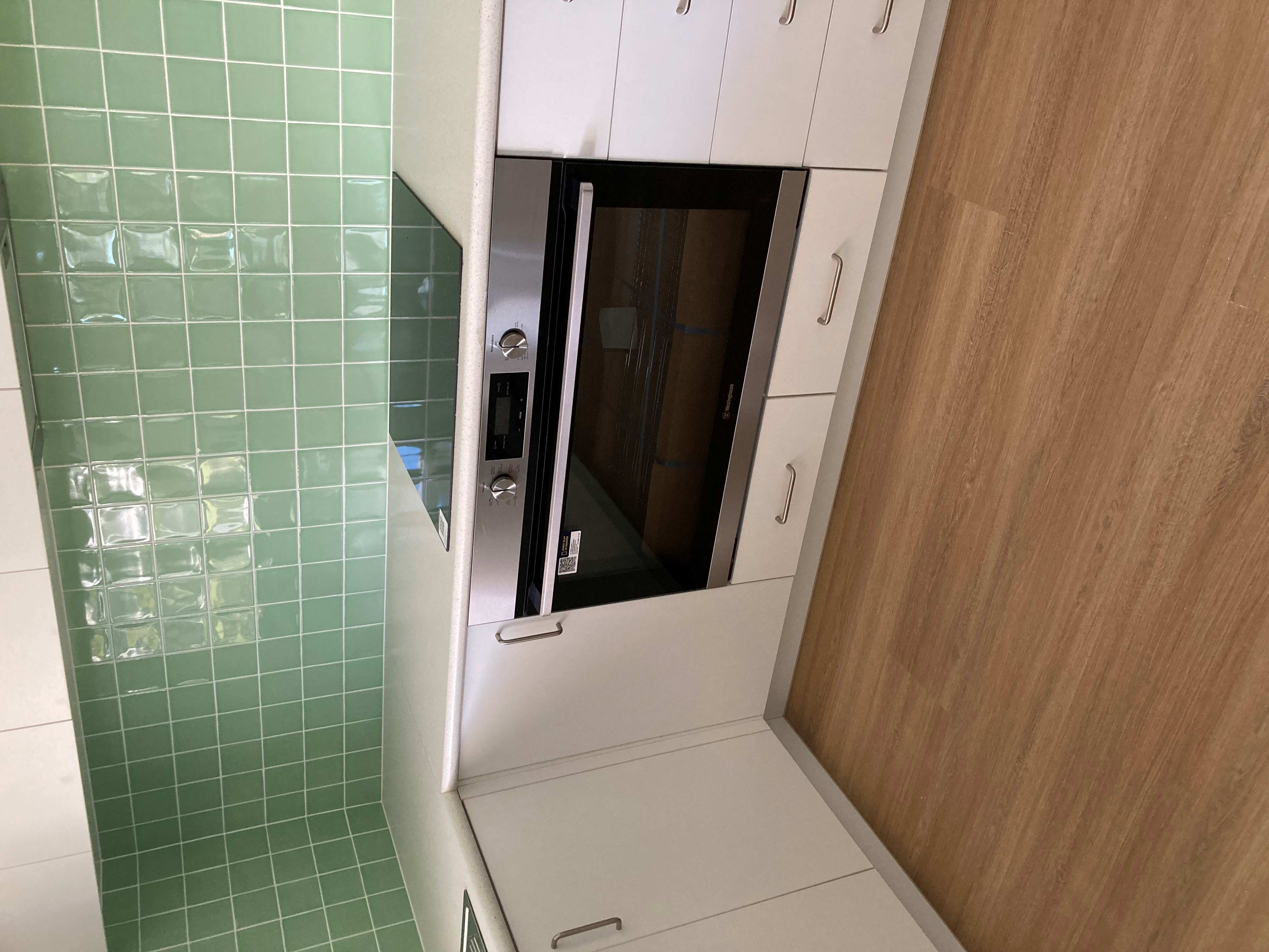 GREYSTANES  - 2 x HPS/FA 1 bedroom 1 resident selfcontained apartment available — Home image 2