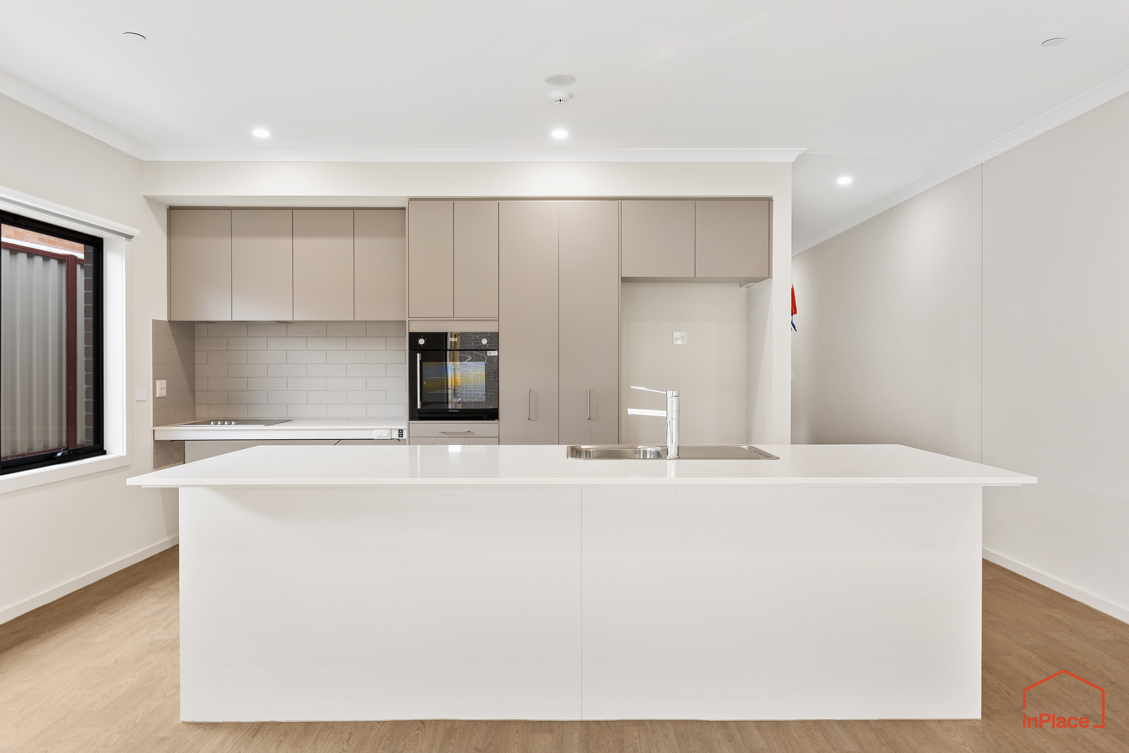 Dual residences in Pascoe Vale South, surrounded by calm, family-friendly streets — Home image 5