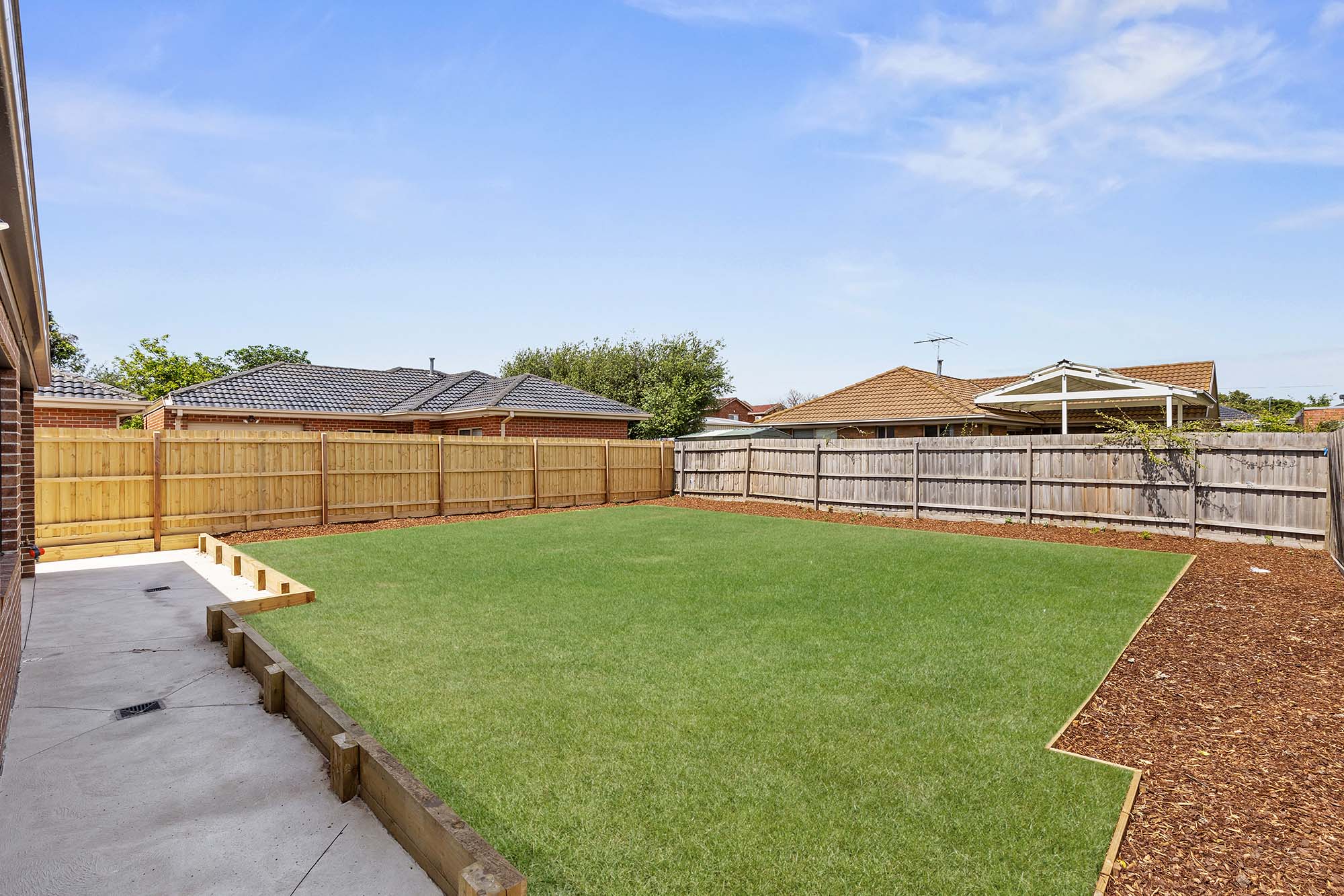 Dual residences in Pascoe Vale South, surrounded by calm, family-friendly streets — Home image 9