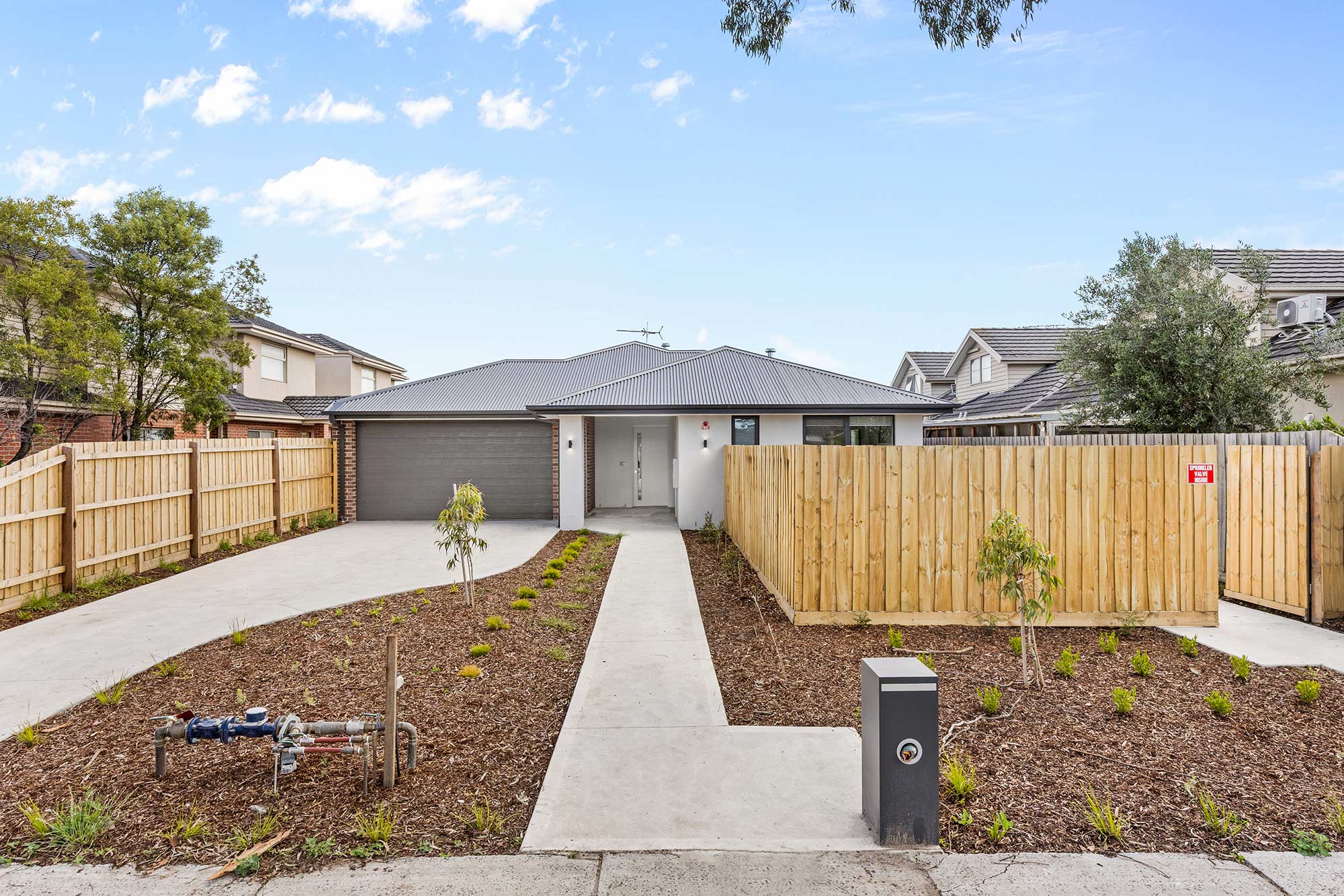 Dual residences in Pascoe Vale South, surrounded by calm, family-friendly streets — Home image 11