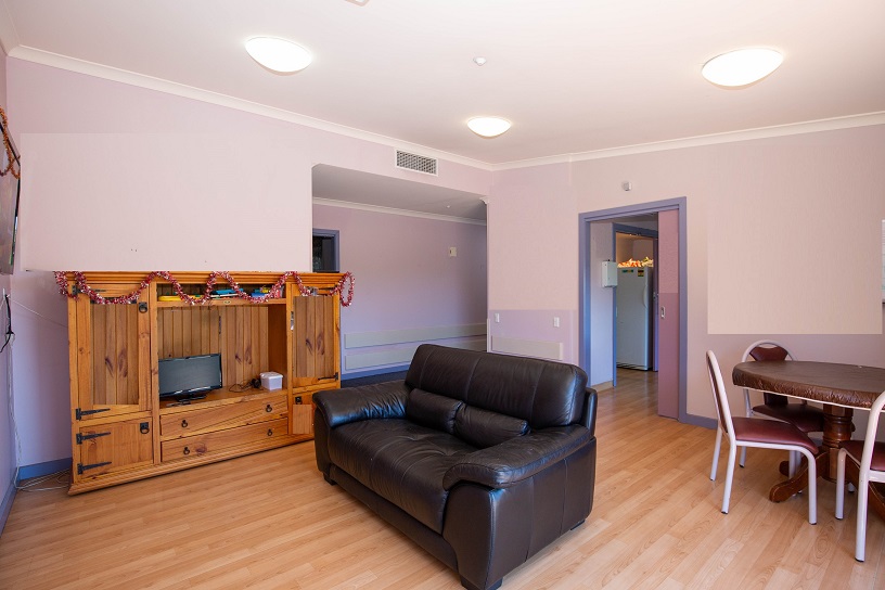 One vacancy with ensuite in three bedroom villa in Horsham — Home image 11