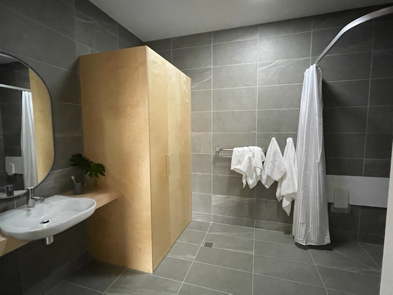 Beautiful, state-of-the-art one bedroom unit — Home image 1