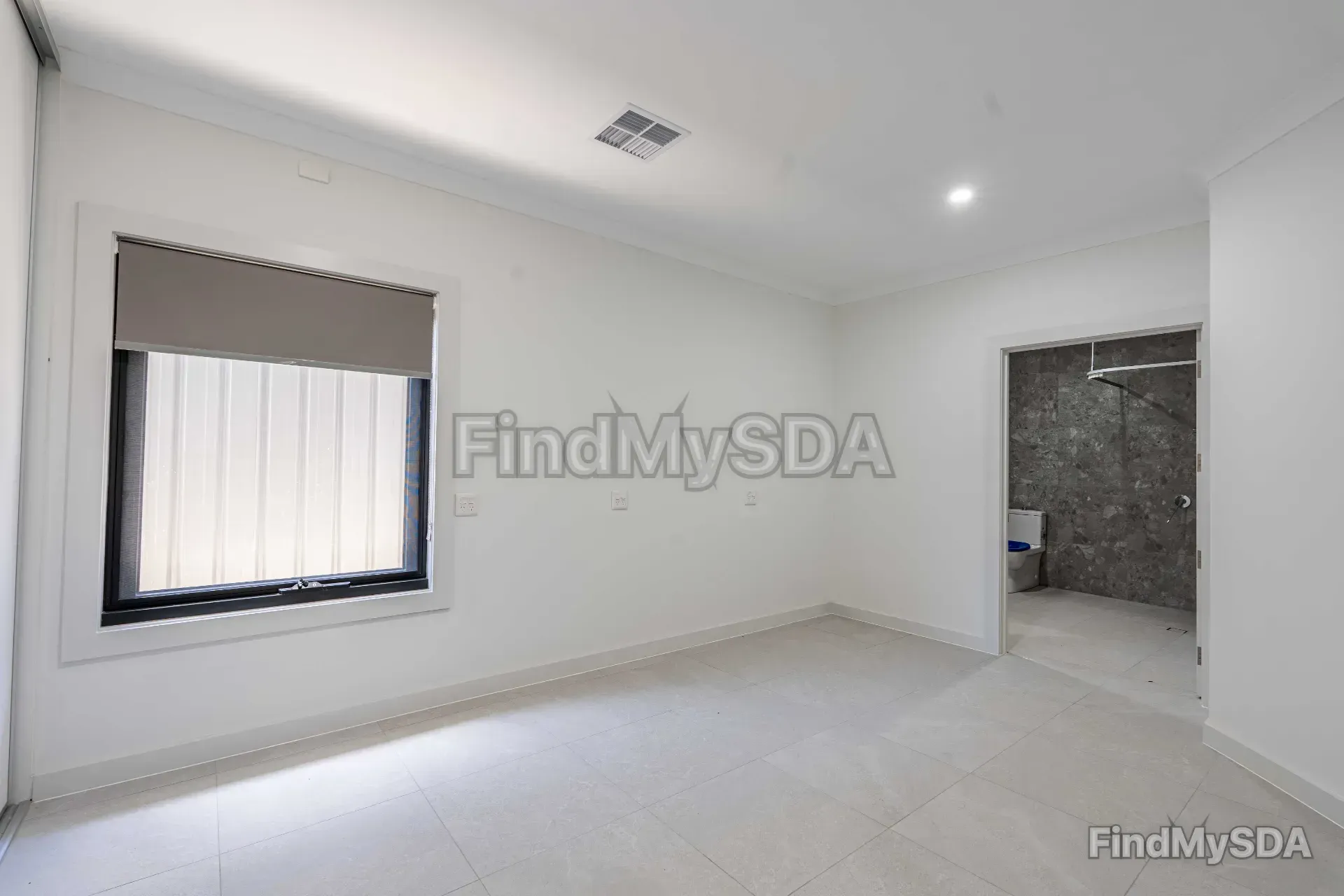 Sandra Avenue — Home image 6