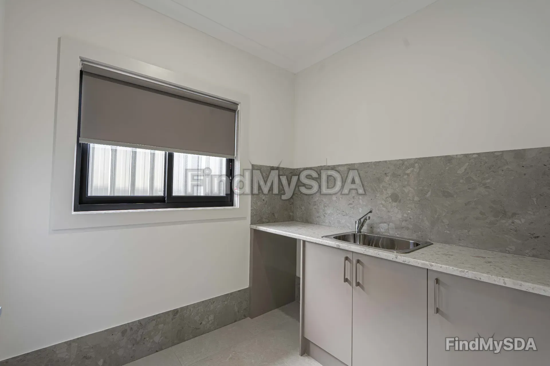 Sandra Avenue — Home image 11