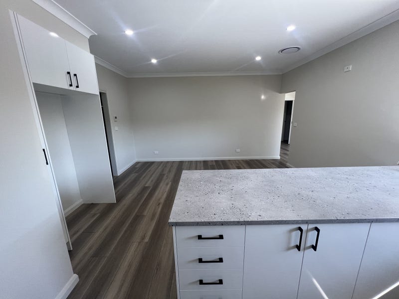 Modern and Accessible Home on Murray Valley Highway, Cobram VIC 3644 — Home image 15