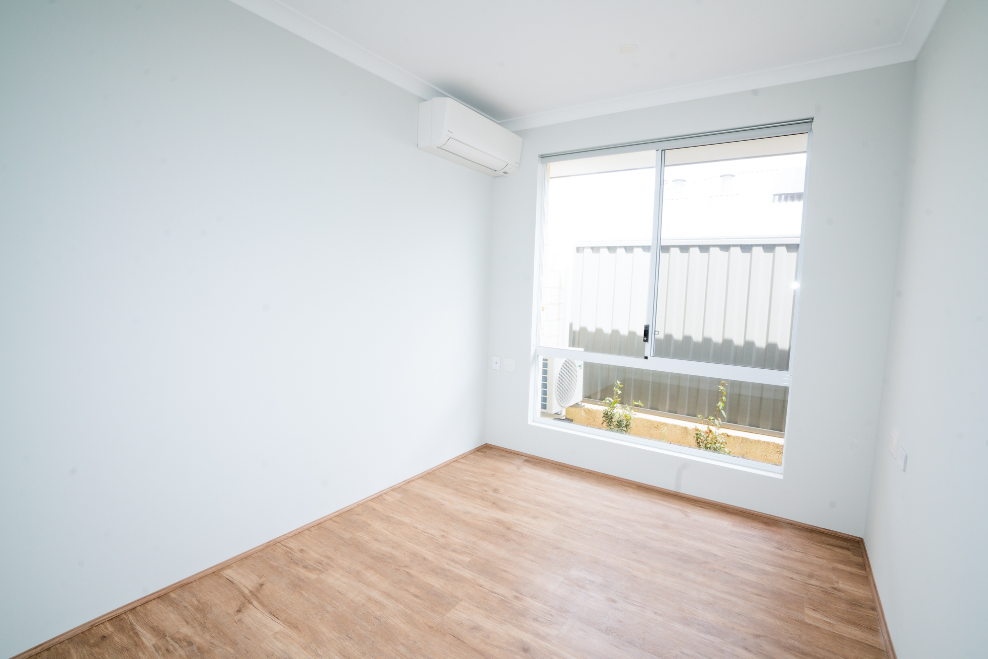 3 Bed High Physical Support House in Ridgewood - AVAILABLE - Incl OOA Room! — Home image 12