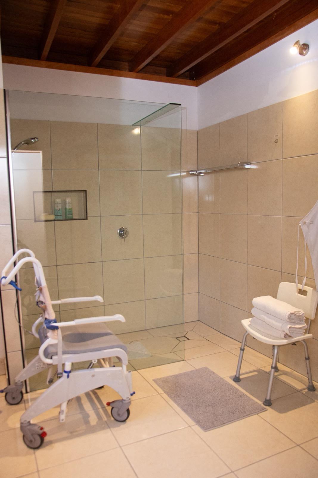 Accessible Short Term Accommodation with high-level support in QLD — Home image 5