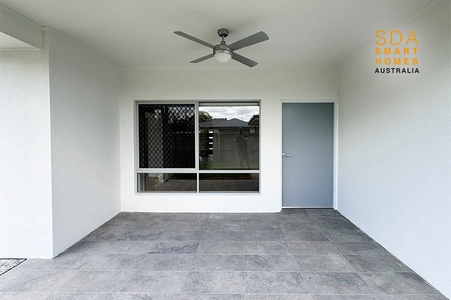 4 Bedroom home with OOA in One Mile Queensland — Home image 2