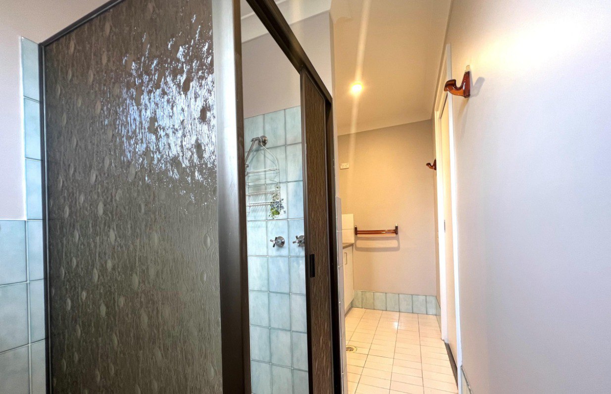 Newly Renovated One-Bedroom Granny Flat - Camden South, NSW — Home image 3