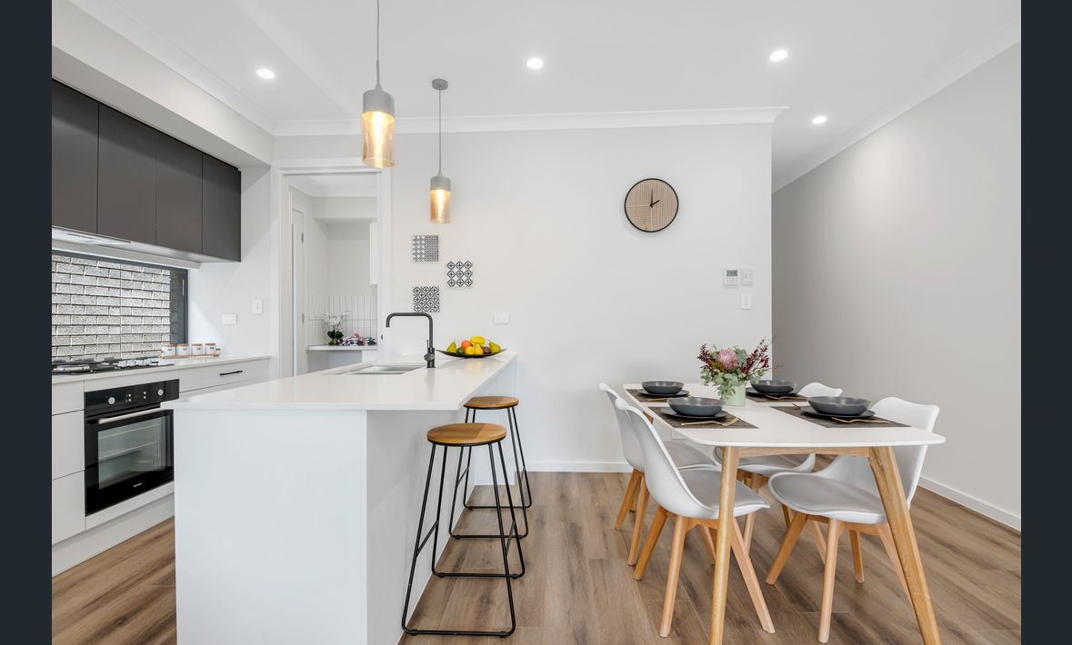 SIL - Oaklands Park — Home image 12