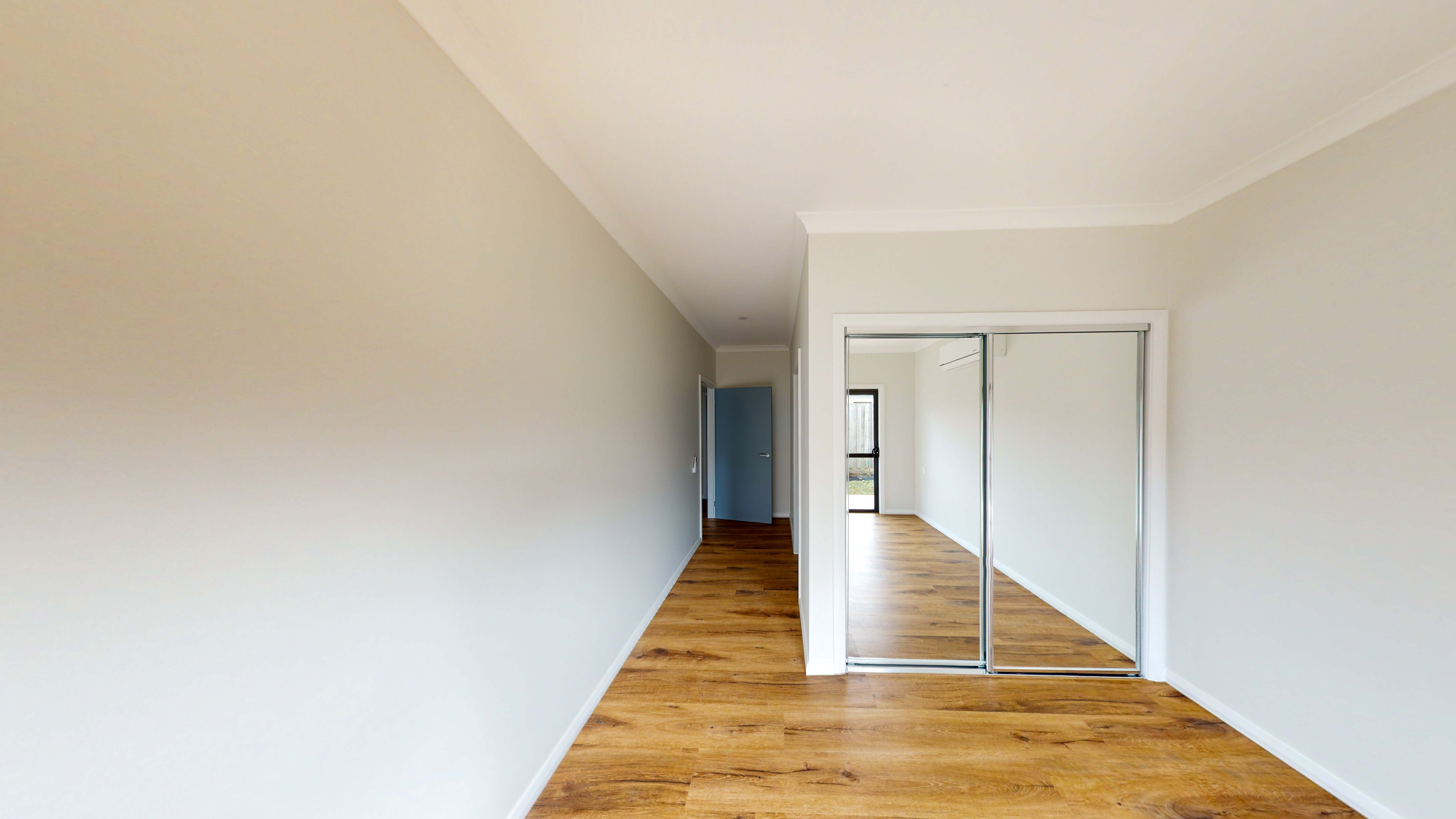 Private HPS/IL Bedroom in a Spacious 2-Bed Home – Pakenham, Victoria — Home image 7