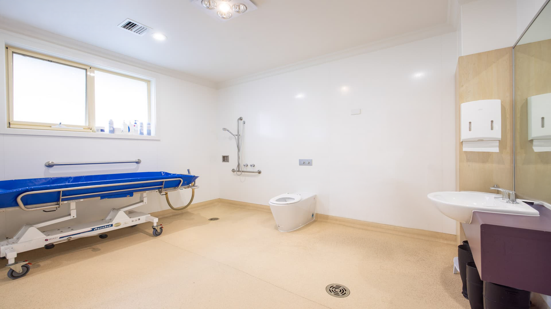 Contemporary, purpose-built home with SDA ‘High Physical Support’ located in Bentleigh East , VIC — Home image 6