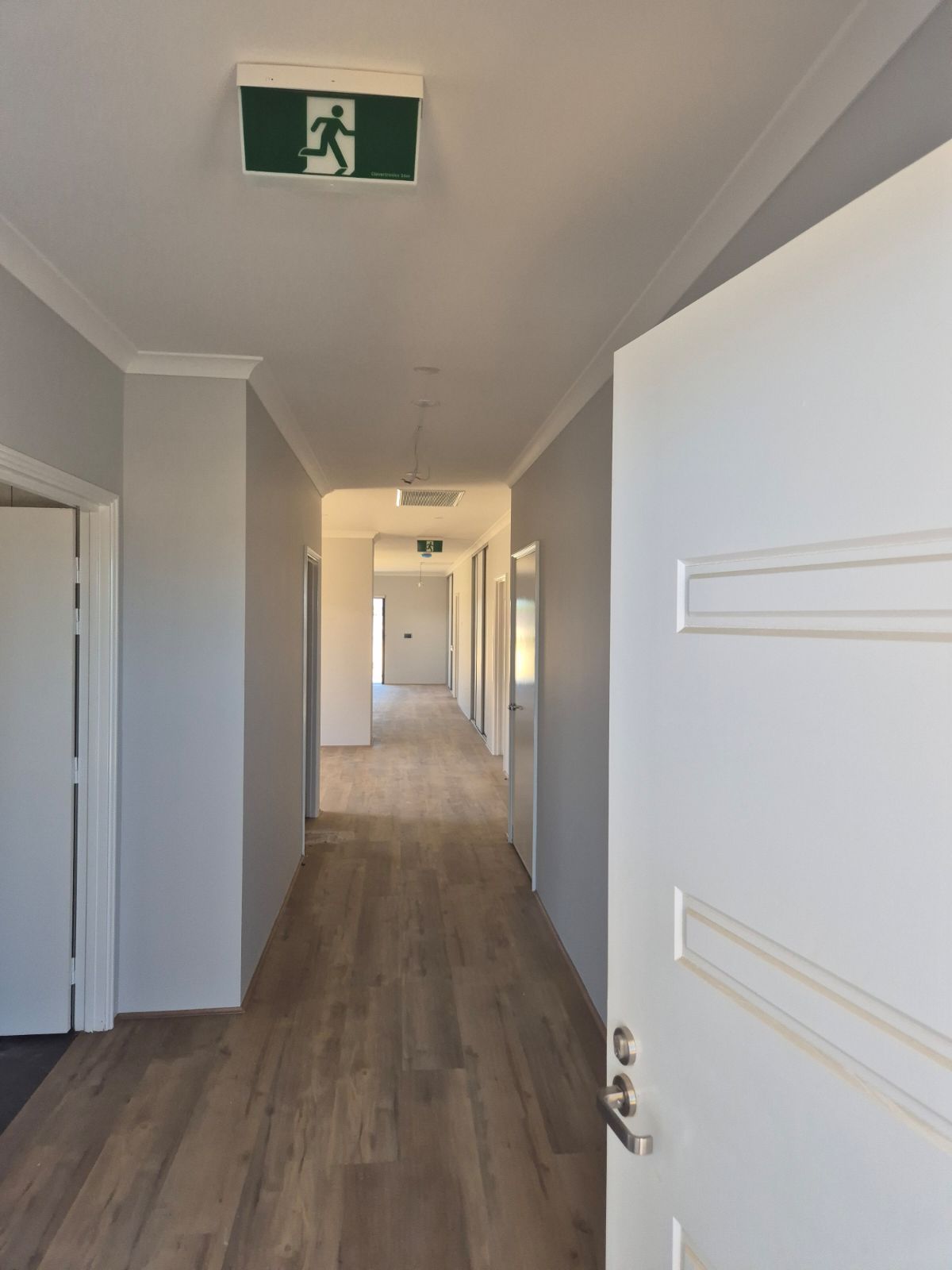 3 BR High Physical Support SDA Home with OOA Room & 2 Living Areas – Ravenswood — Home image 2