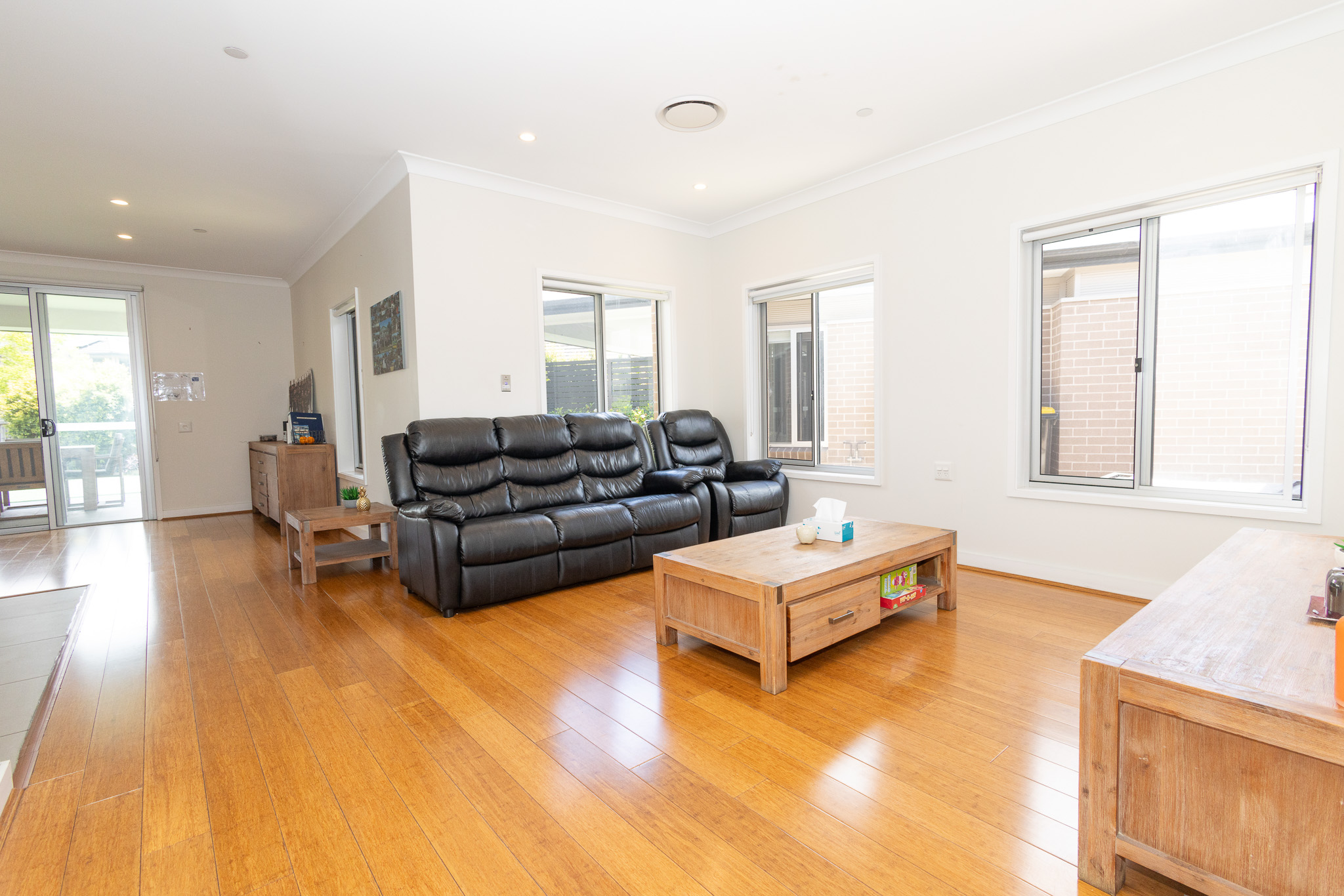Stylish SDA in Penrith: accessible villa with private backyard — Home image 11