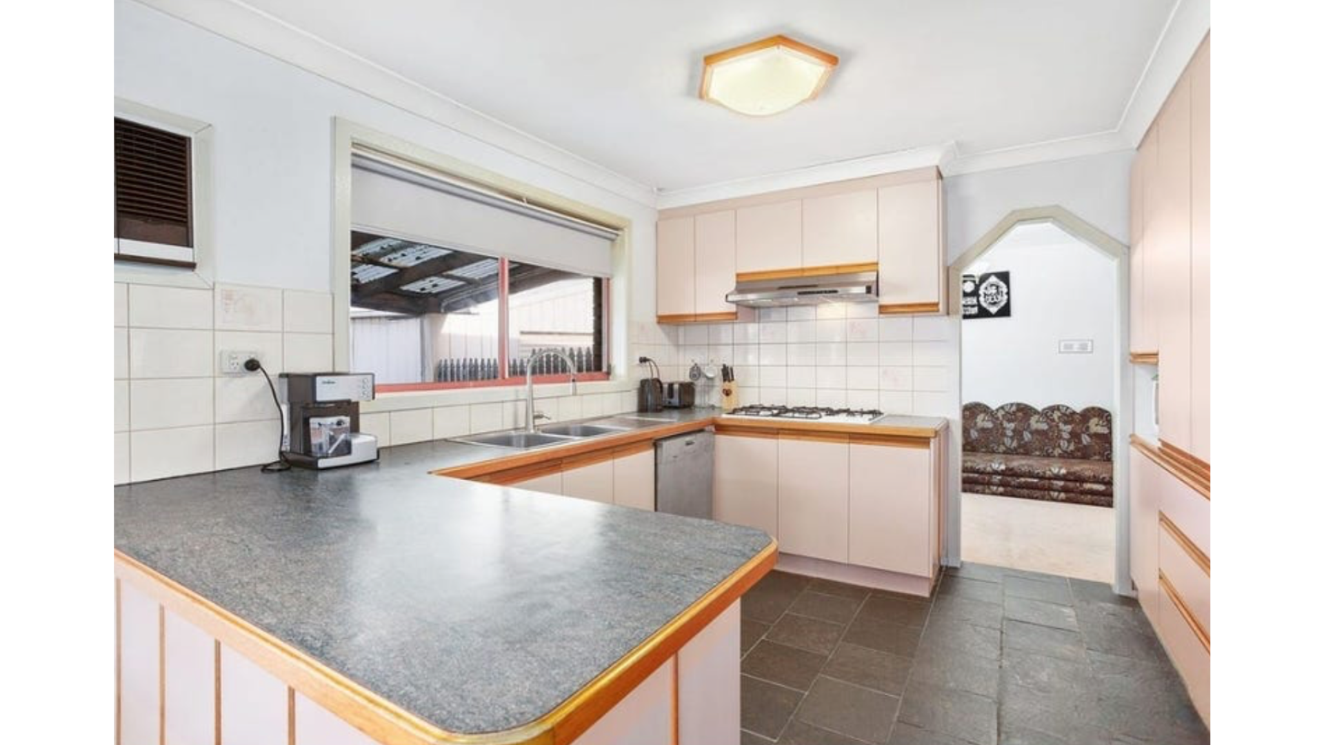 Lovely SIL Home in Hopper Crossing — Home image 2