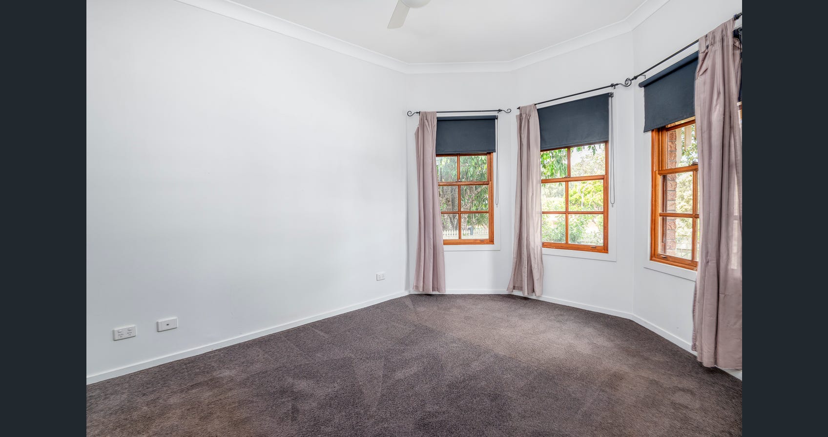 Spacious SIL Property Near Central Springfield - Available Now! — Home image 8