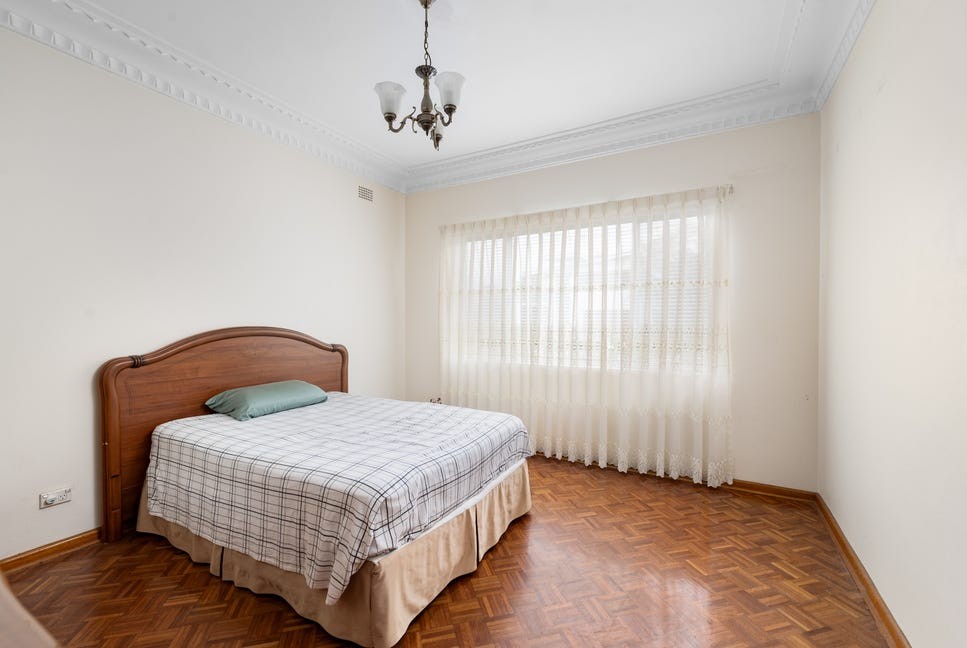 SIL close to beach and parks — Home image 2