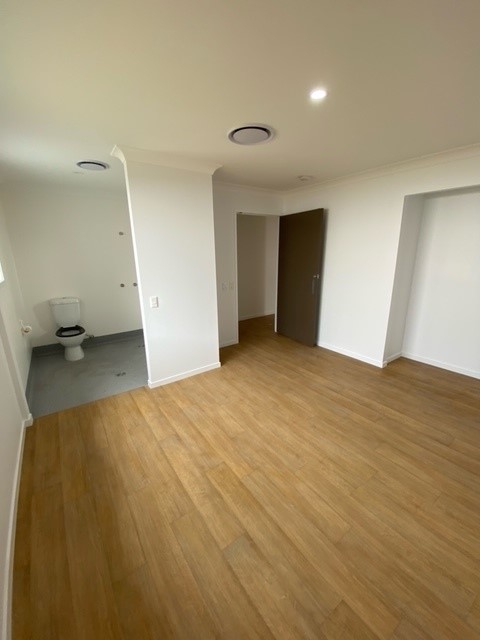 Spring Mountain, Ipswich Qld - Robust House — Home image 15
