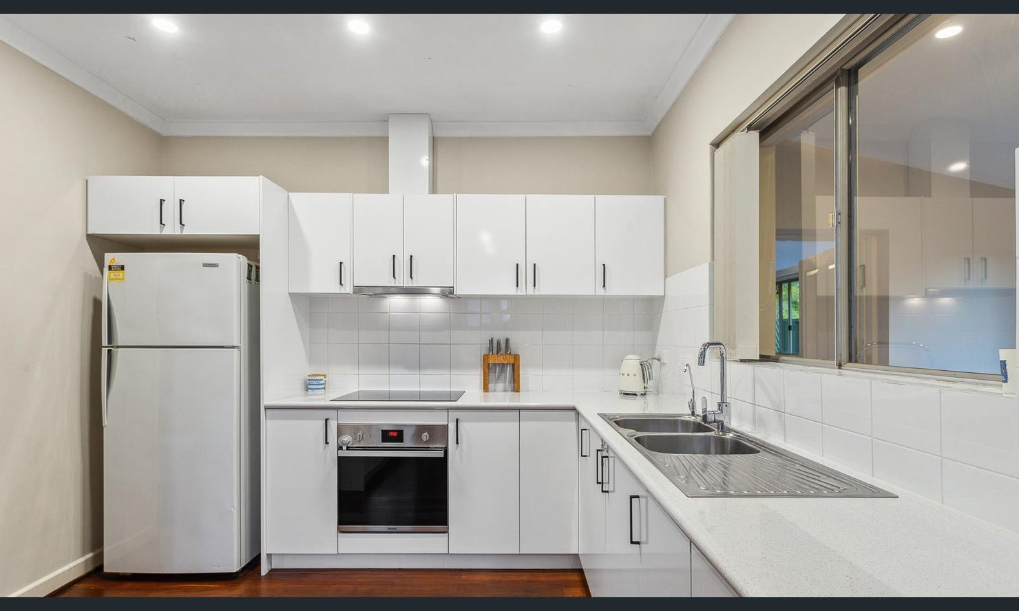 SIL,MTA,STA,ILO Accomodation in Morley — Home image 13