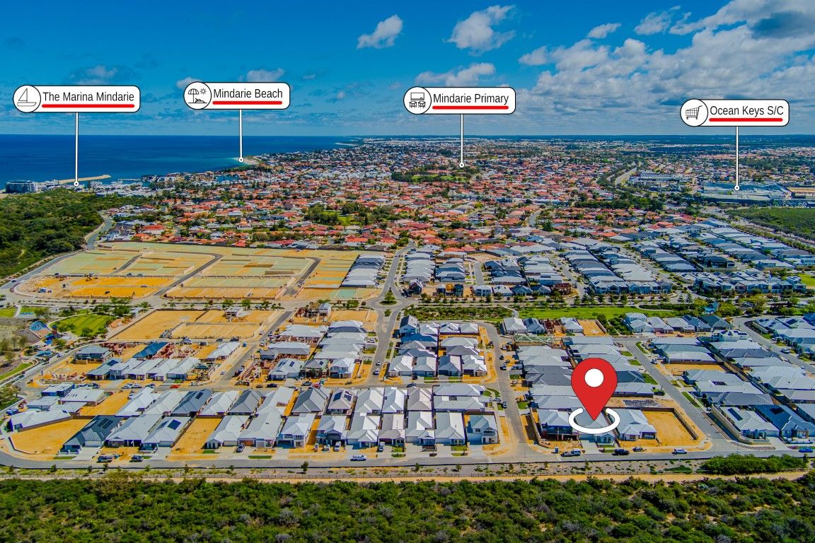 4 BR HPS Oceanfront Home for 3 Residents– OOA & 2 Living Area- Mindarie — Home image 14