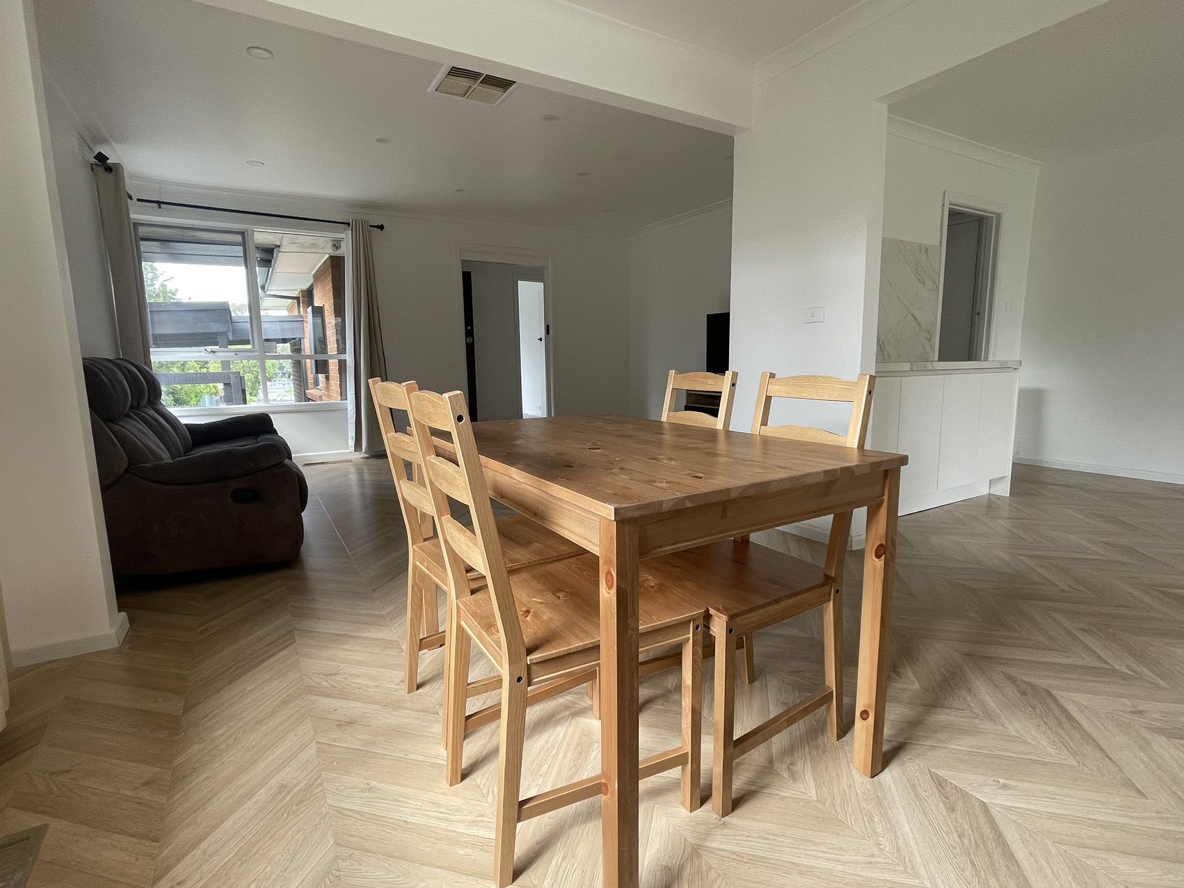 Comfort SIL House With Style in Bayswater — Home image 3