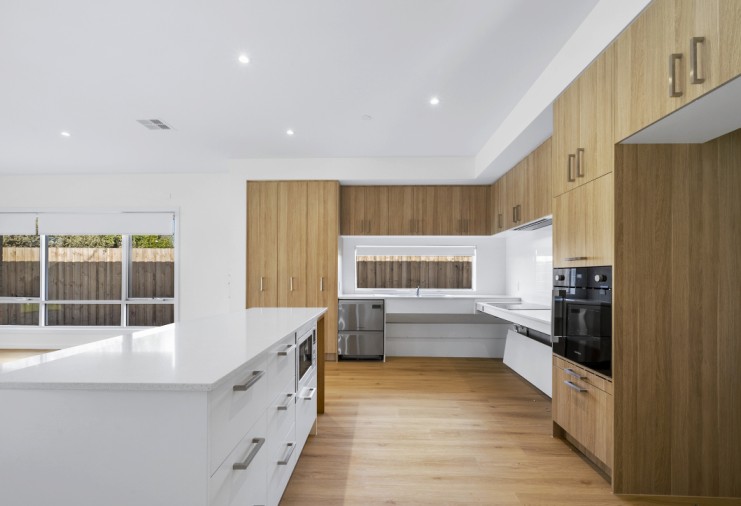 Luxurious HPS  IL  FA Category SDA in Dandenong. Lots of Assistive Technology — Home image 3