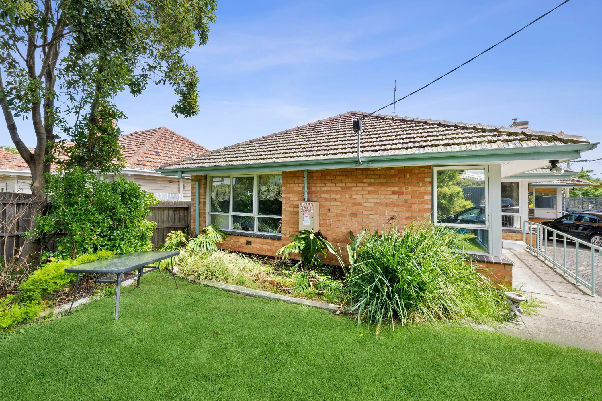 Homely environment in Hampton East — Home image 3