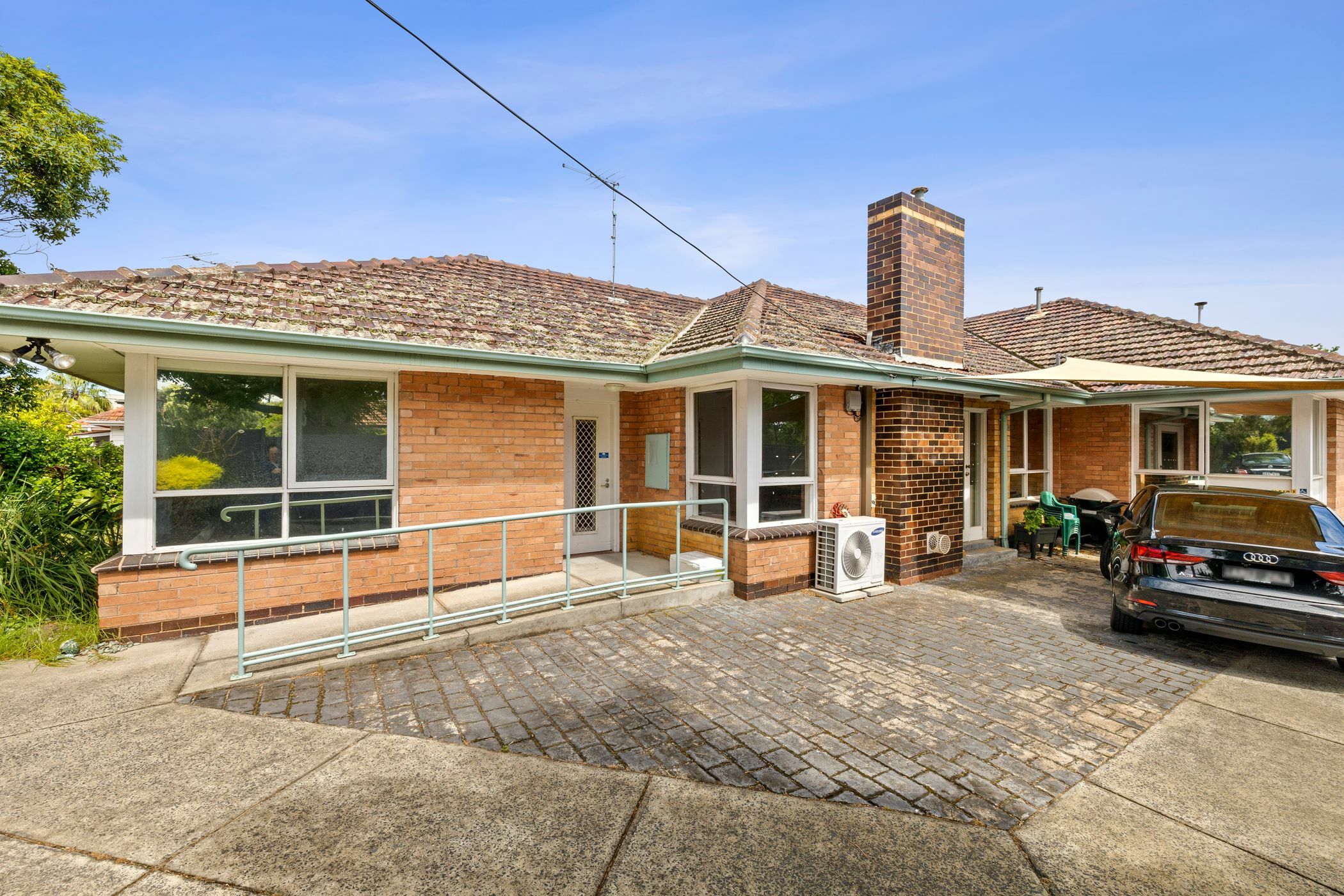 Homely environment in Hampton East — Home image 4