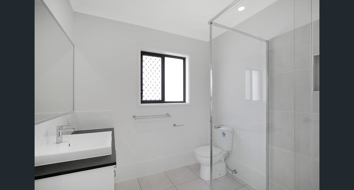 Modern Spacious SIL home in Kallangur — Home image 2