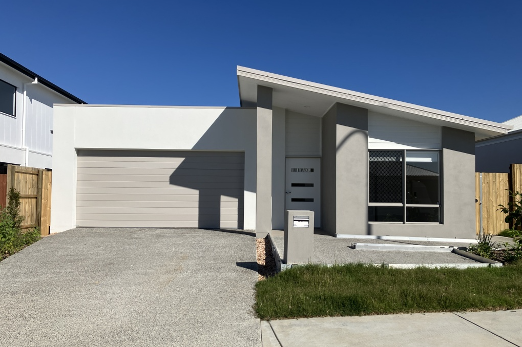 Shoreline Avenue, Redland Bay, QLD | High Physical Support Home in Redland Bay in Redland Bay