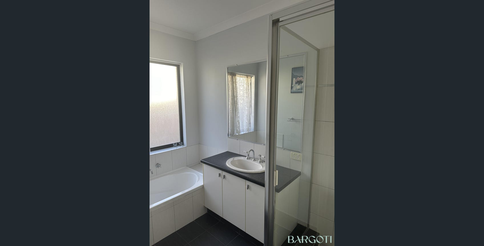 Shared Accommodation - CAVERSHAM — Home image 4