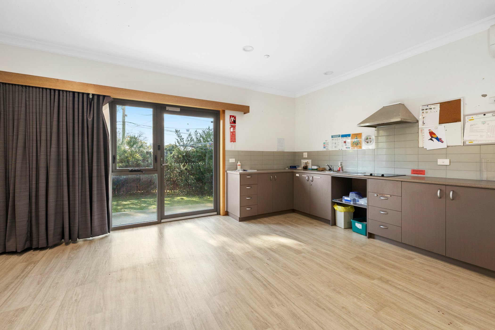 Sought after spacious robust built home of your own in Moorabbin — Home image 2