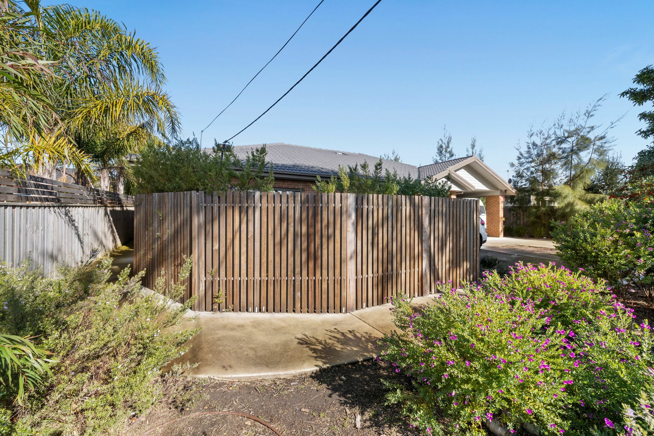 Sought after spacious robust built home of your own in Moorabbin — Home image 7