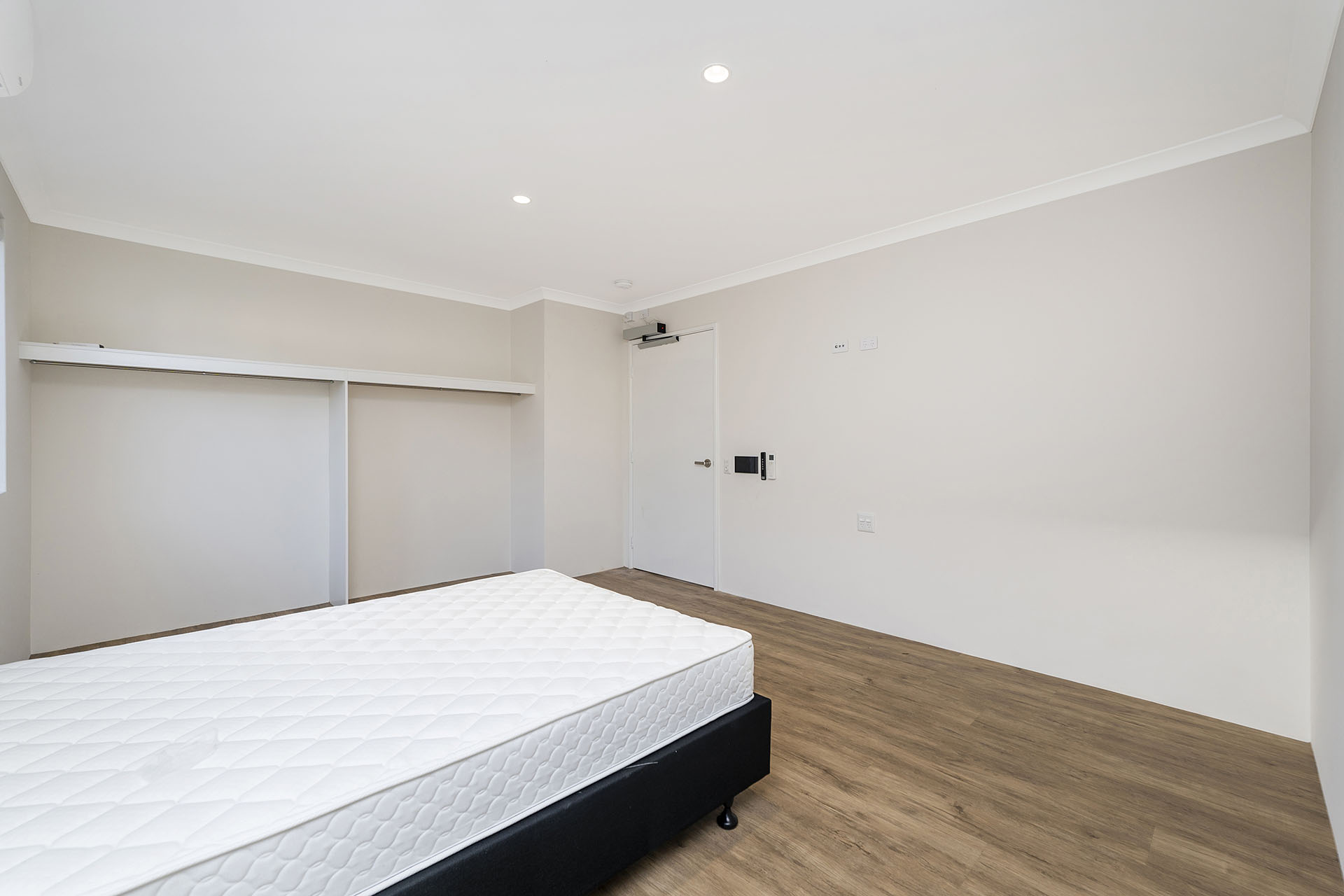 HPS 2-Resident Home in Baldivis, WA – Ready for Immediate Move in! — Home image 5
