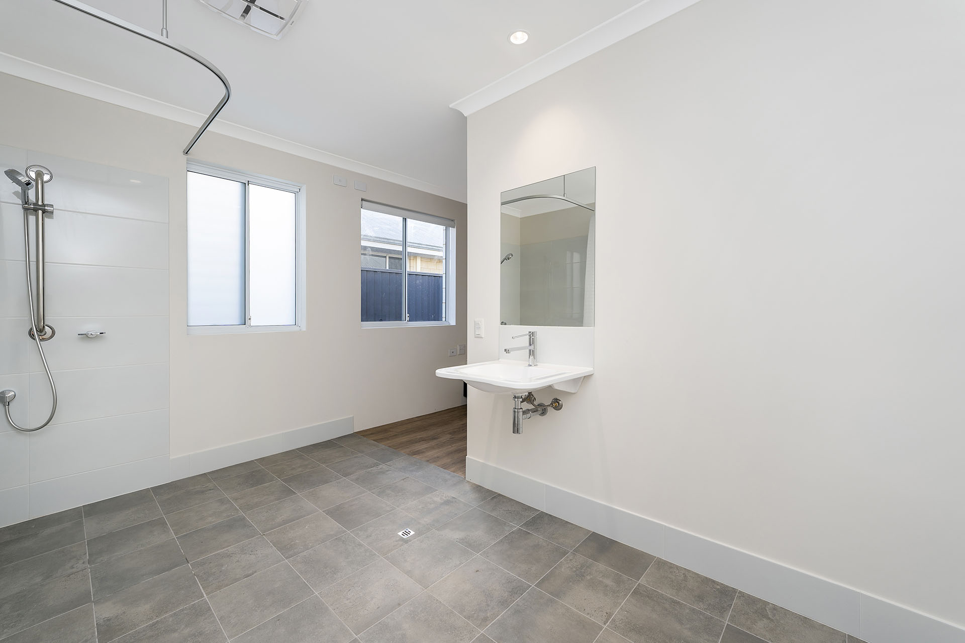 HPS 2-Resident Home in Baldivis, WA – Ready for Immediate Move in! — Home image 13