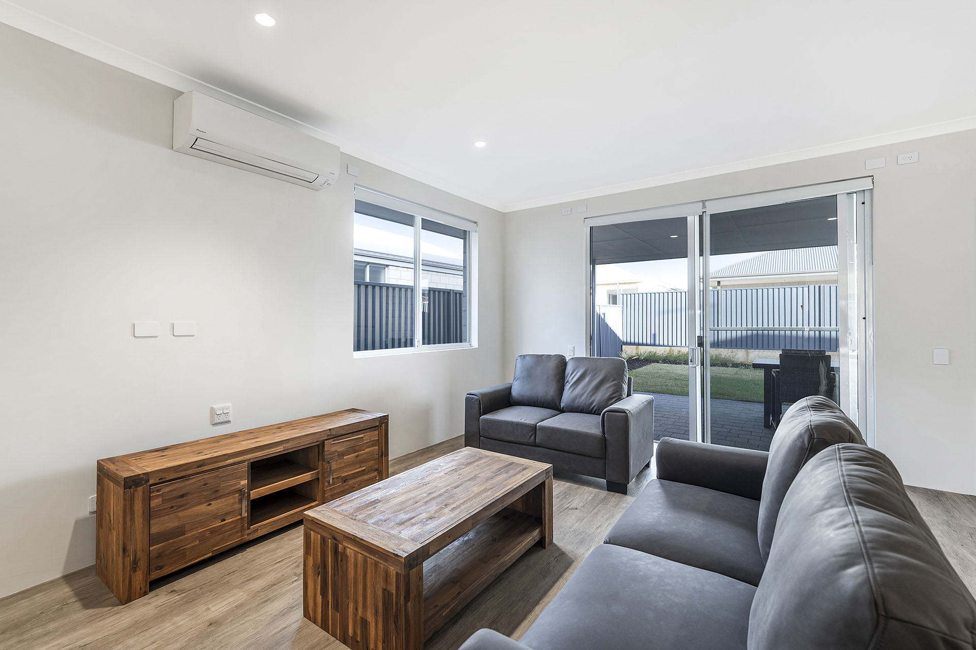 HPS 2-Resident Home in Baldivis, WA – Ready for Immediate Move in! — Home image 15