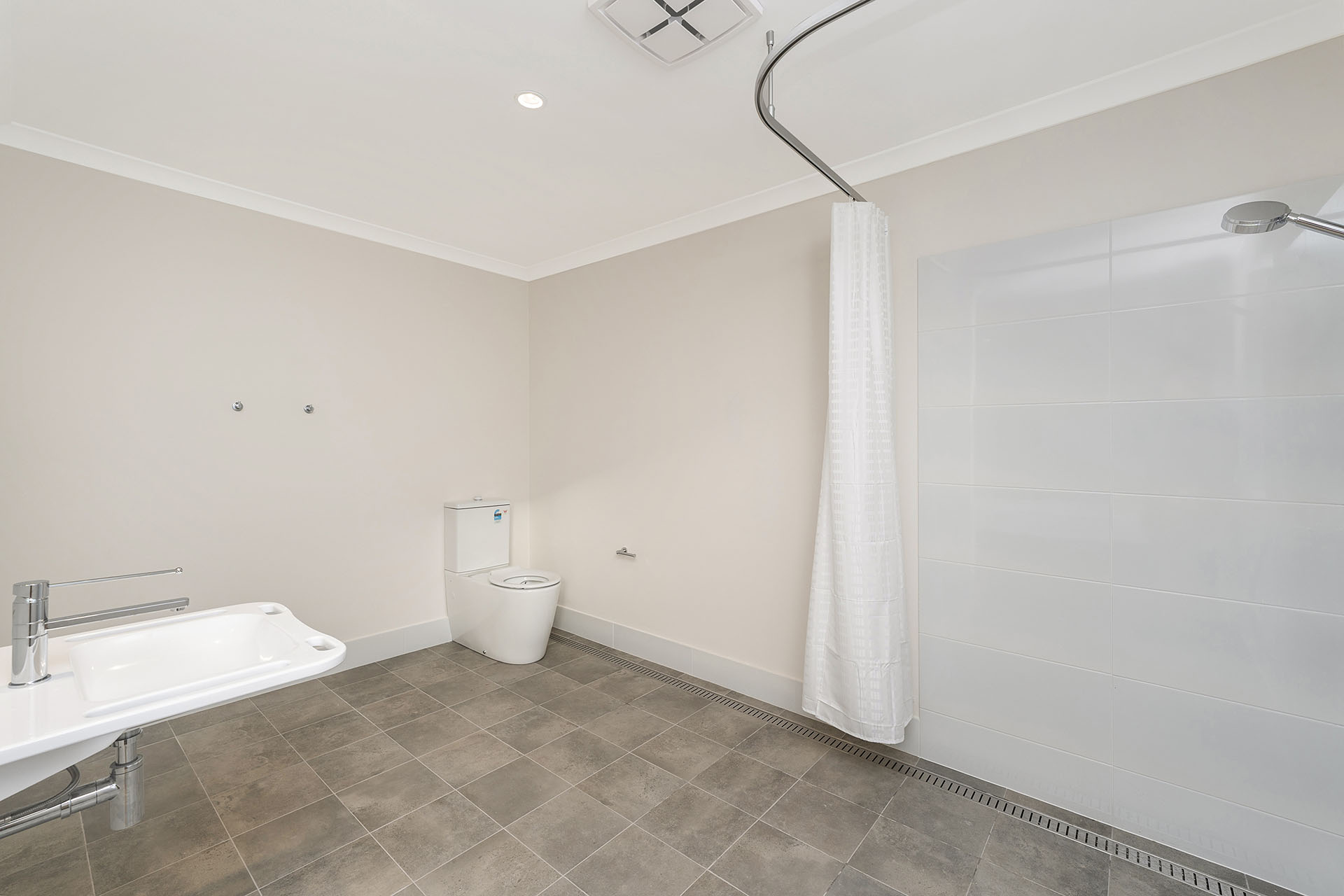 HPS 2-Resident Home in Baldivis, WA – Ready for Immediate Move in! — Home image 18