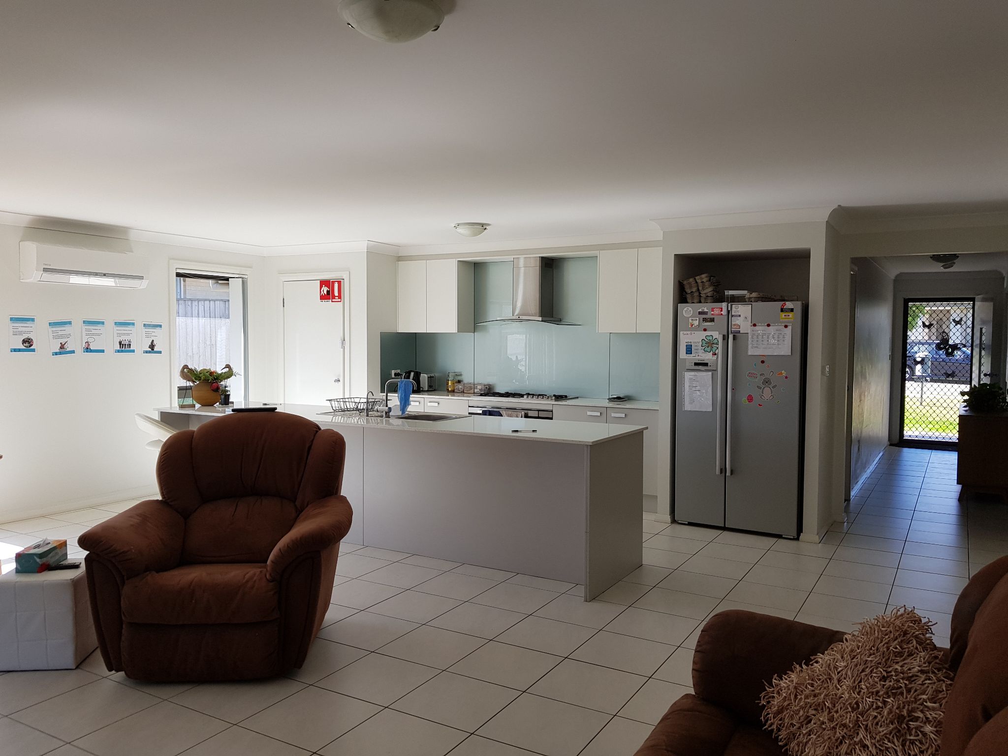 Modern Open Living Home — Home image 7