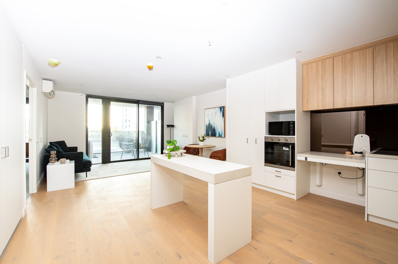 Union Quarter MTA Apartments - High Physical Support — Home image 10