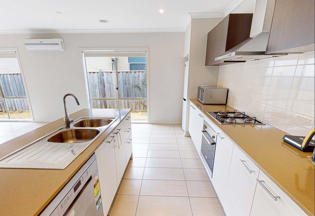 A SIL home ready for you in Cranbourne East! — Home image 2