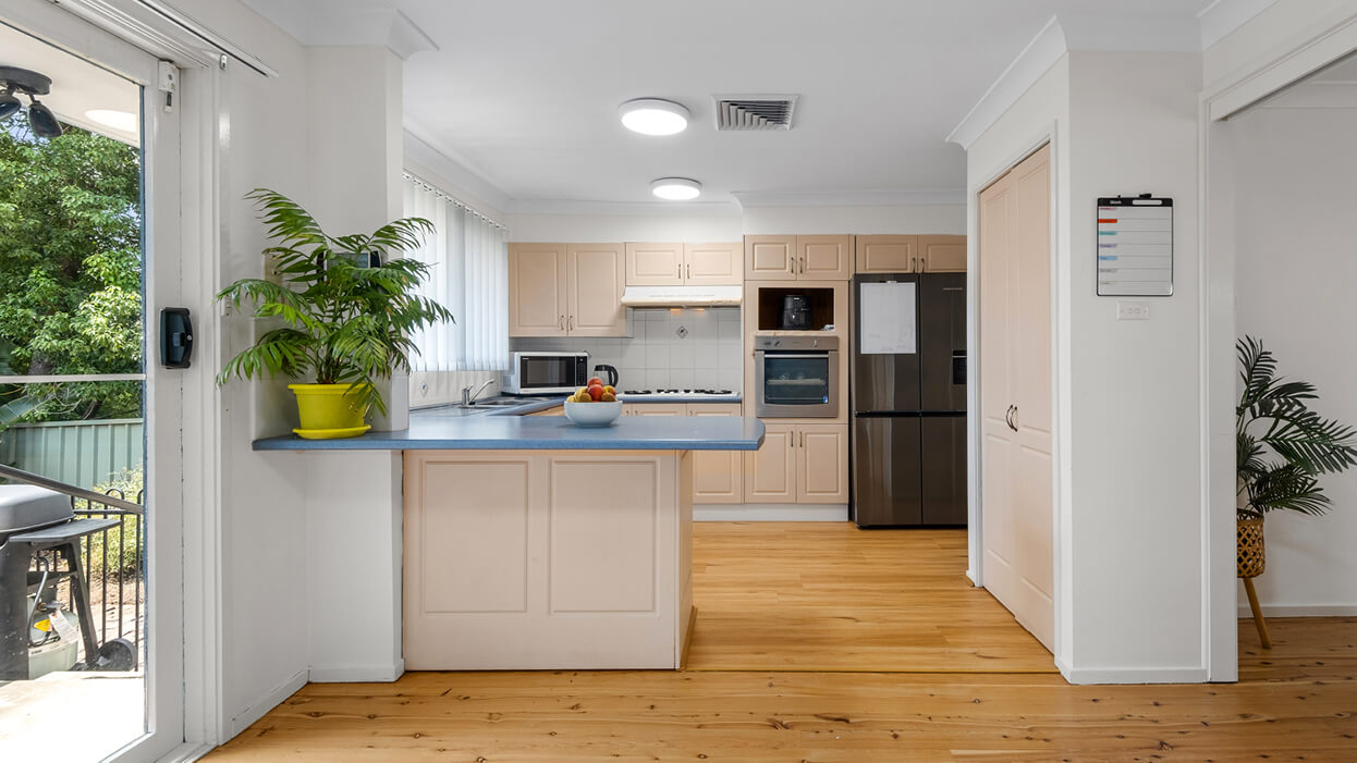 Discover Peaceful Living in Kings Langley, Sydney — Home image 3