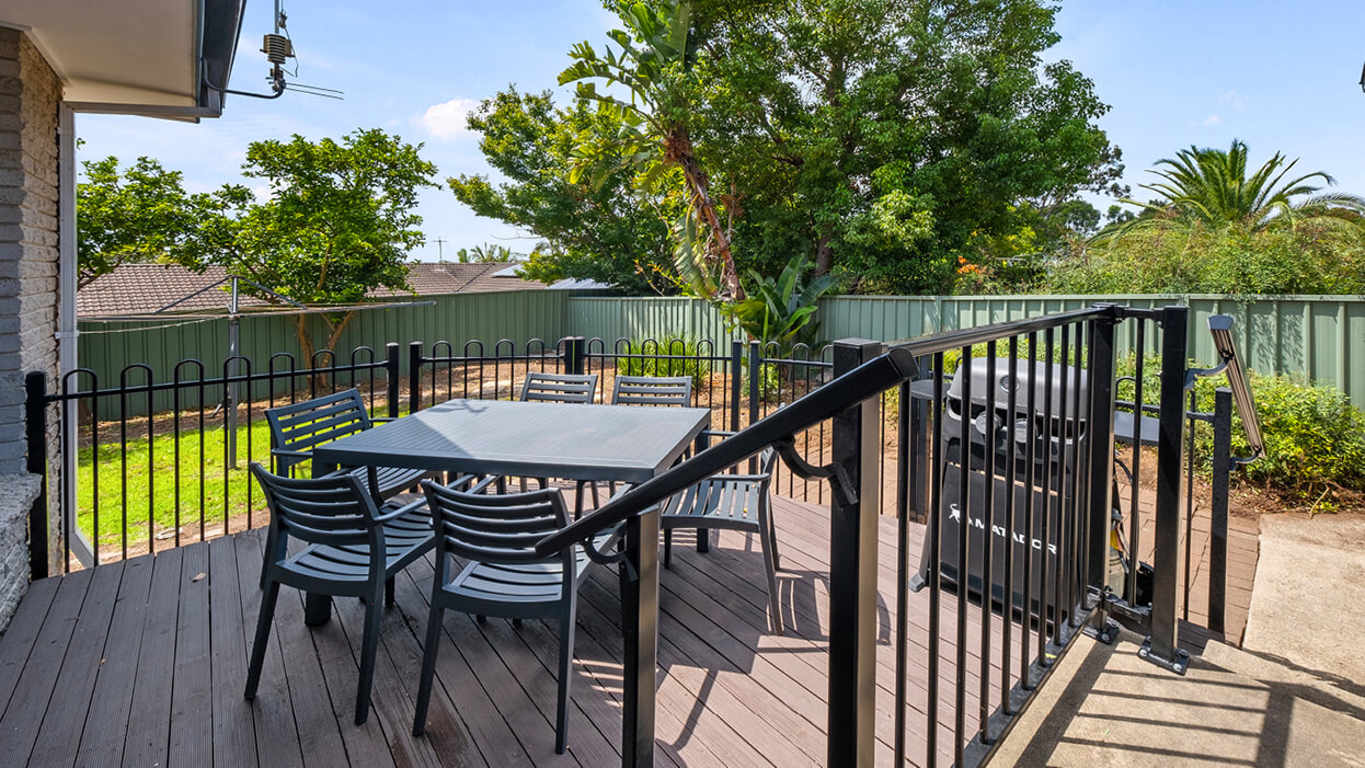 Discover Peaceful Living in Kings Langley, Sydney — Home image 9