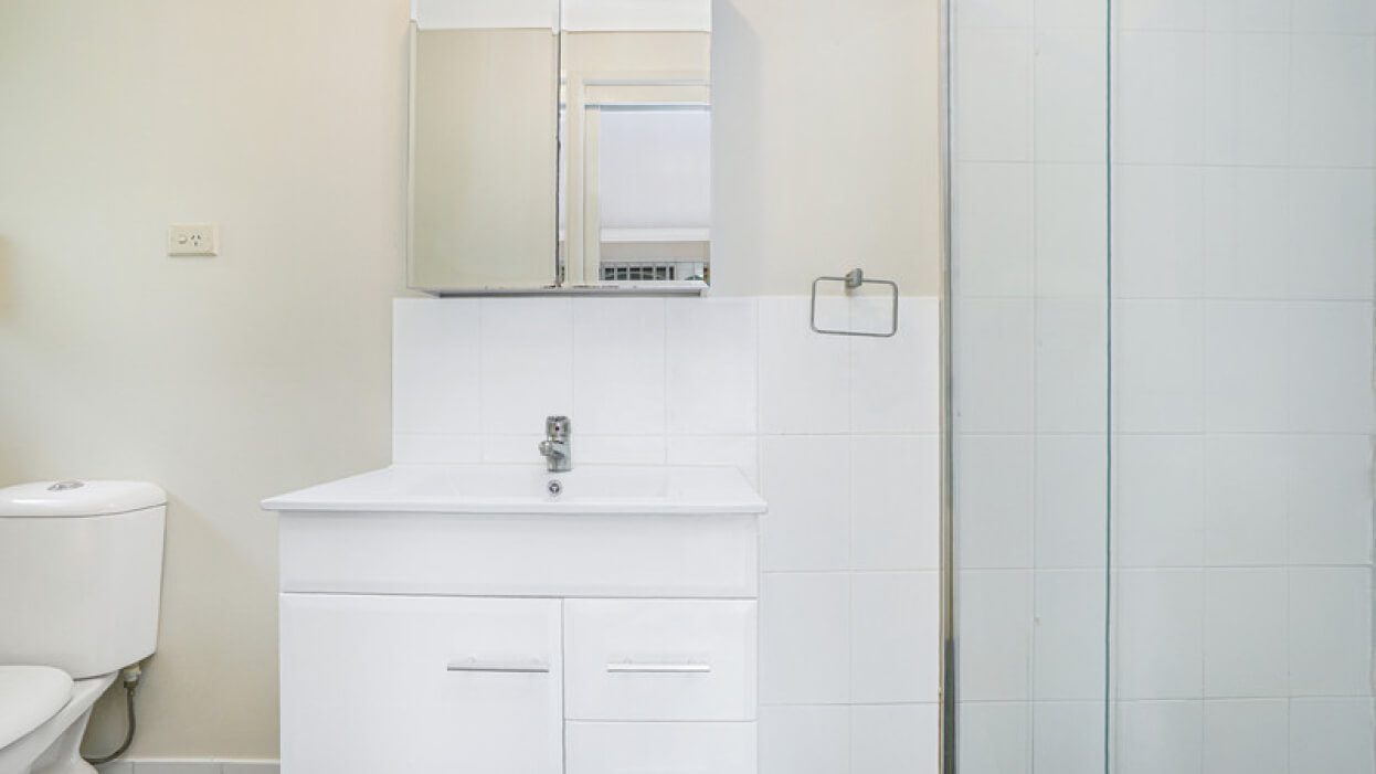 Charming single level SIL home in Kings Langley — Home image 2