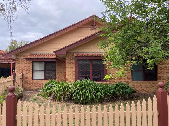 2 x vacancies in a multidisciplinary care 10 bedroom home- Burwood East — Home image 2
